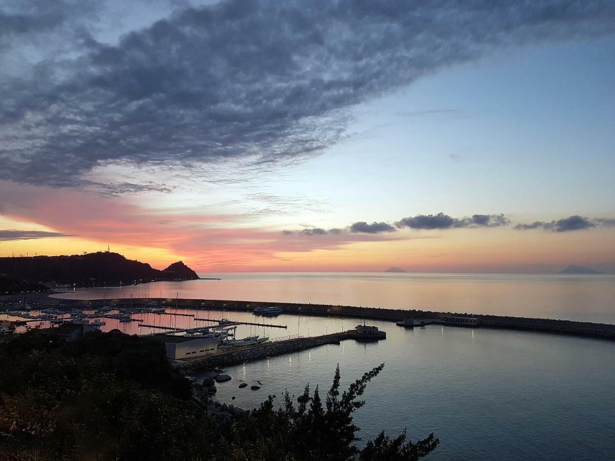 La Casa Di Aurelio Apartment กาโปดอร์ลันโด ภายนอก รูปภาพ